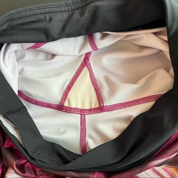 Lululemon Speed Tight IV Size 4 - Picture 10 of 15